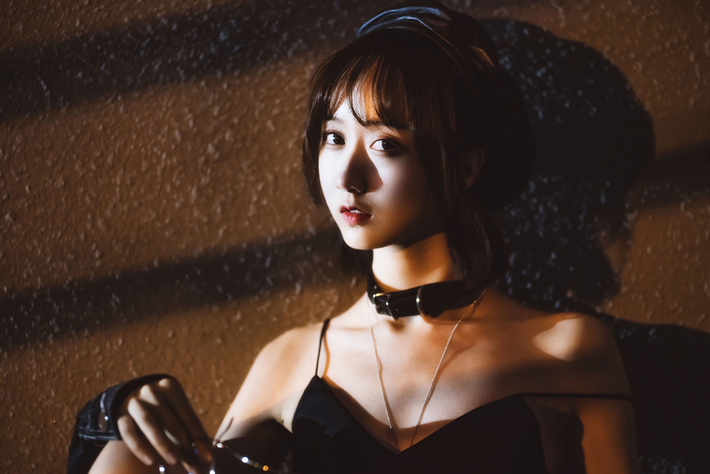 [Cosplay写真]萌系小姐姐木绵绵OwO室外短裙插图5